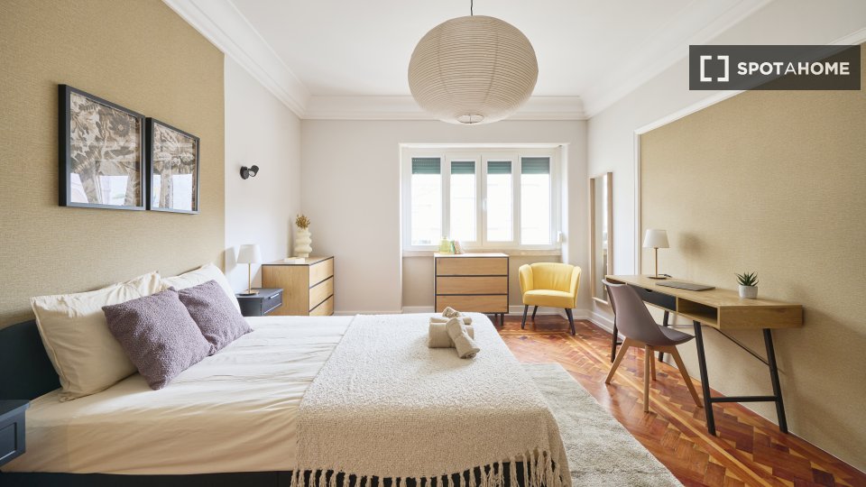 Double room Lisbon, 6 beds — photo 2