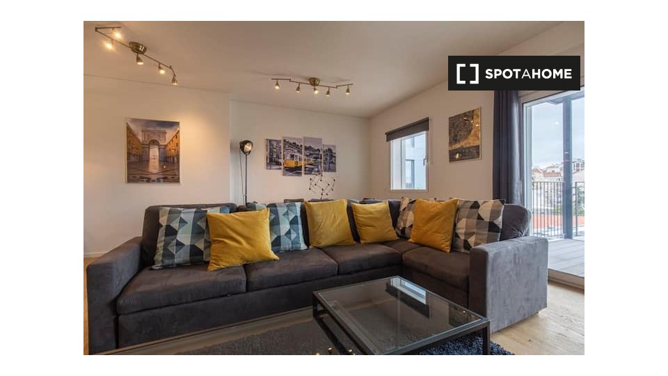 Apartment Lisbon, 2 beds — photo 14