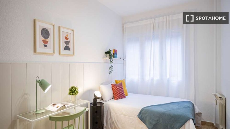 Double room Madrid, 25 beds — photo 5