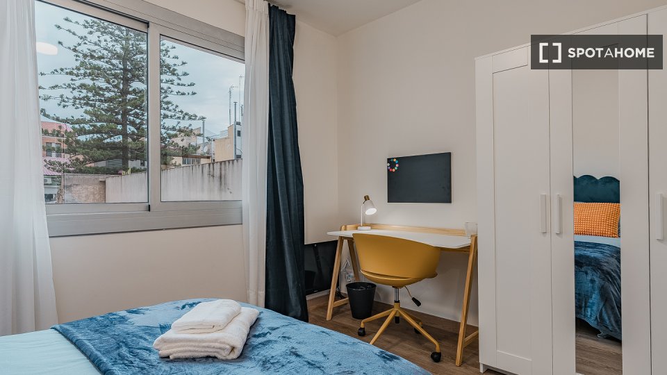 Double room Barcelona, 6 beds, 120m² — photo 74
