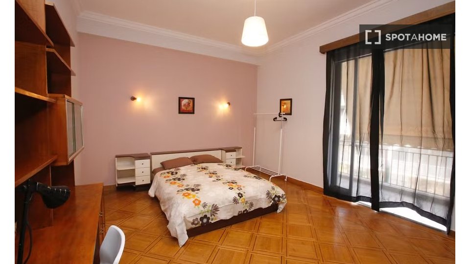 Double room Athens, 7 beds — photo 3