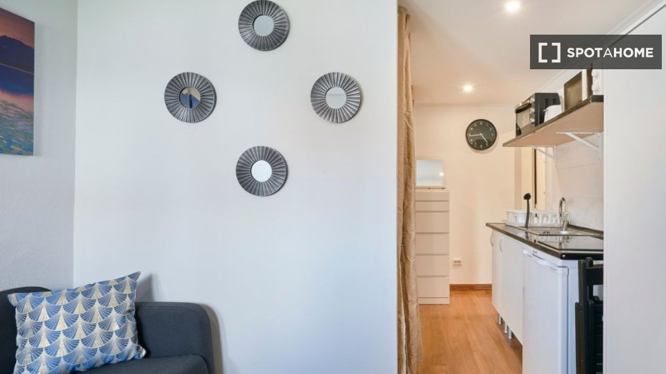Apartment mono Lisbon — photo 11