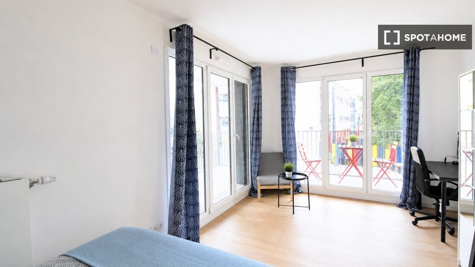 Chambre double Paris, 4 chambres — photo 19