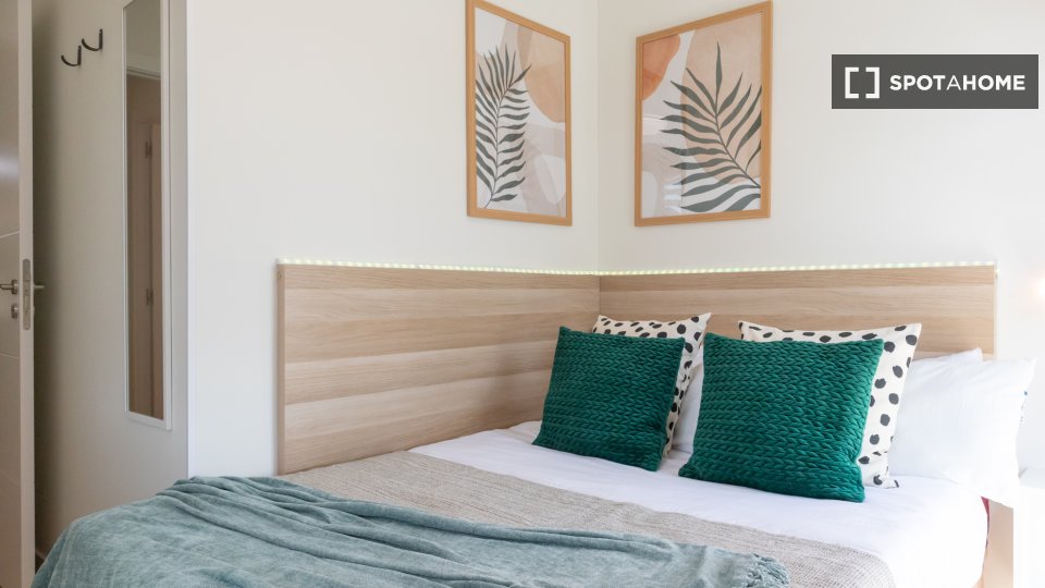 Double room Madrid, 6 beds, 200m² — photo 20
