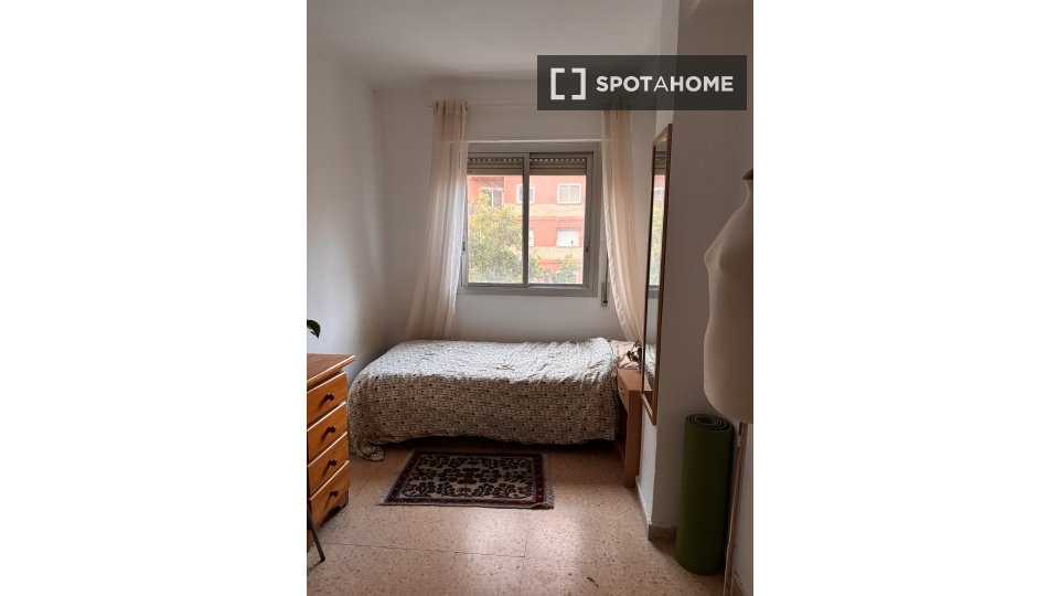 Double room Valencia, 1 bed — photo 1