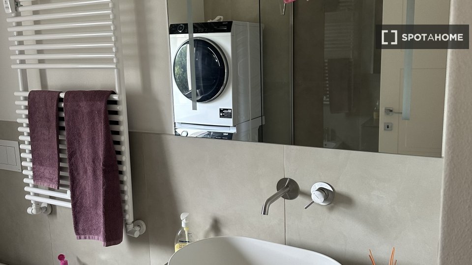 Double room Milan, 3 beds — photo 5