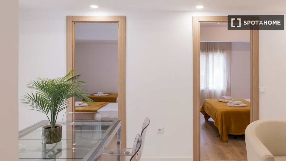 Apartment Valencia, 3 beds, 75m² — photo 29