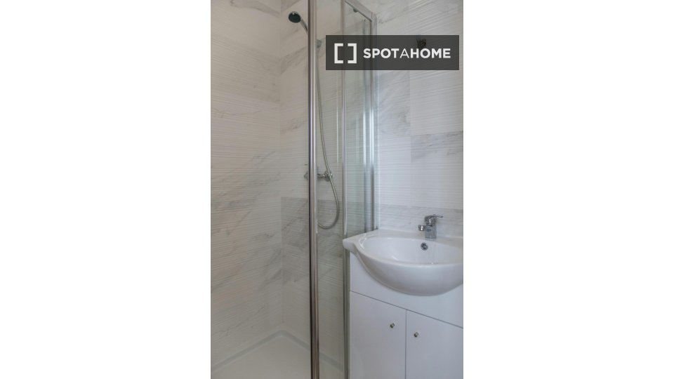 Double room Porto, 14 beds — photo 16