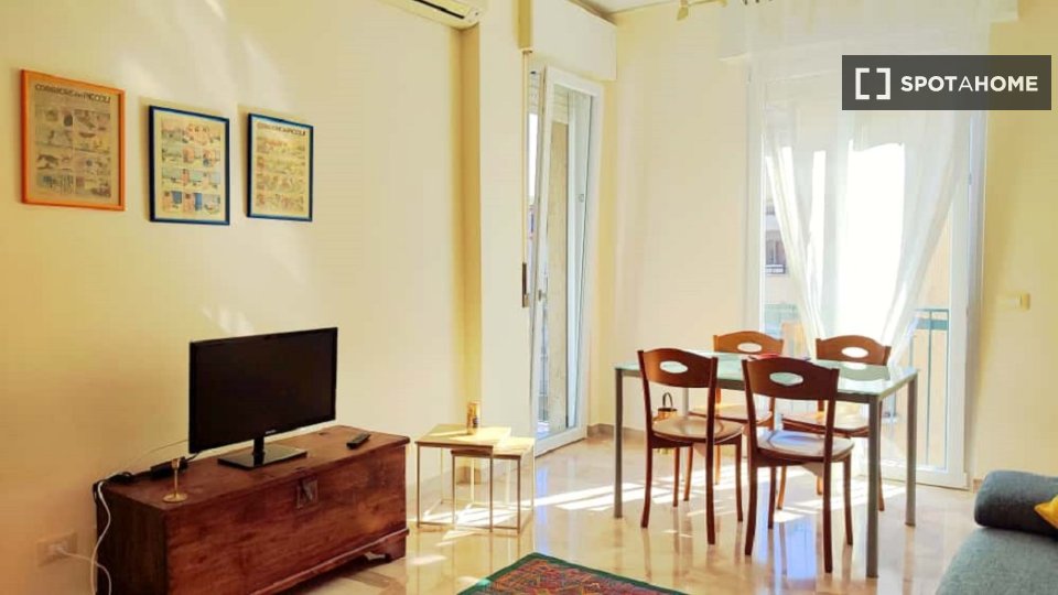 Apartment Milan, 1 bed — photo 17