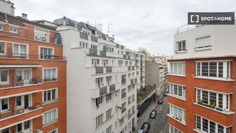 Apartment Paris, 2 beds, 64m² — photo 3