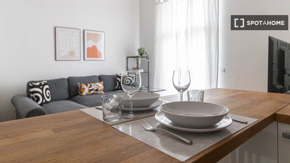 Apartment Milan, 1 bed, 70m² — photo 3