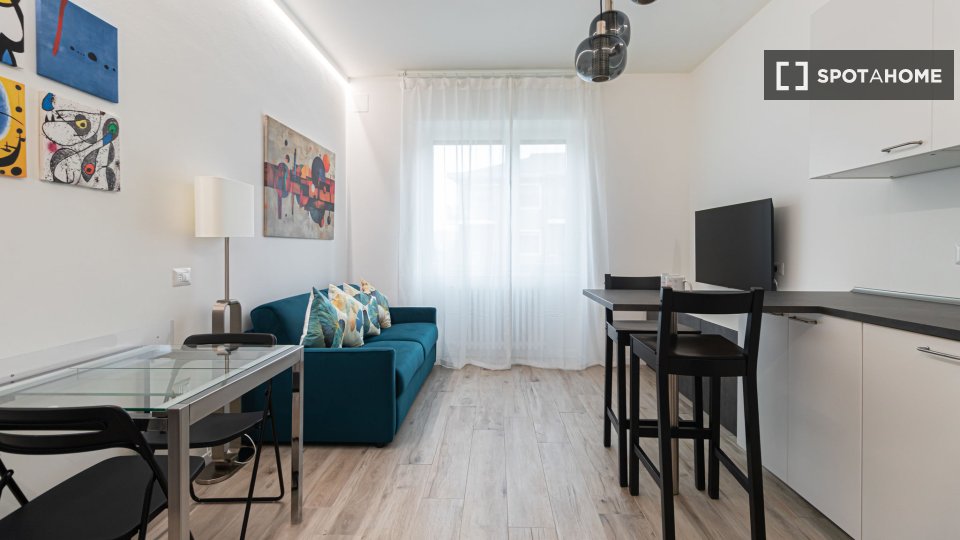 Apartment Milan, 1 bed, 50m² — photo 1