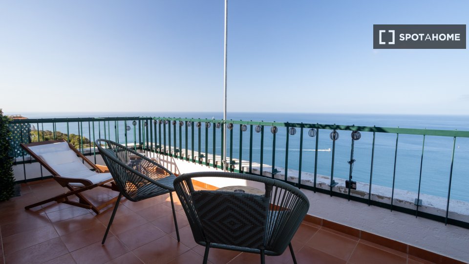 Apartment Lisbon, 1 bed, 70m² — photo 13