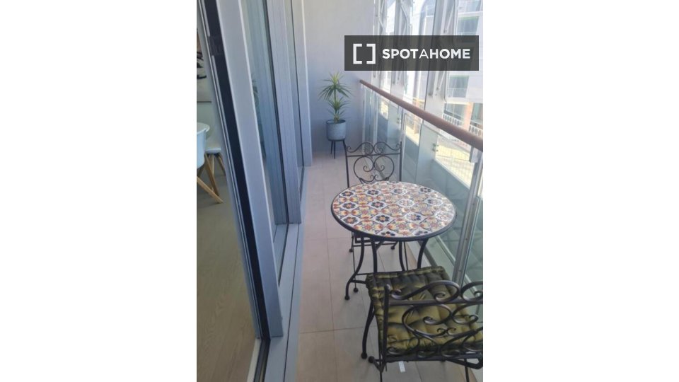 Apartment Lisbon, 1 bed — photo 15