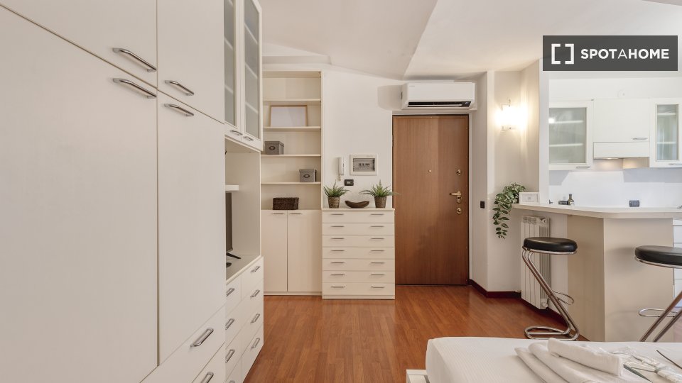 Apartment mono Milan, 28m² — photo 2