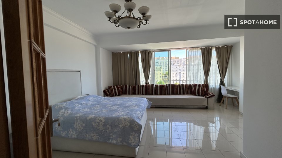 Double room Lisbon, 4 beds, 125m² — photo 22