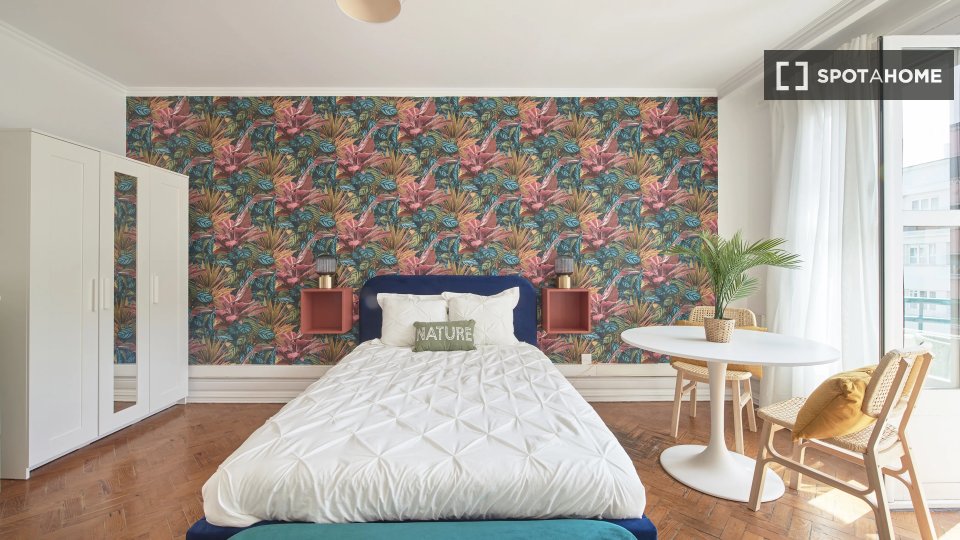 Double room Lisbon, 8 beds — photo 11