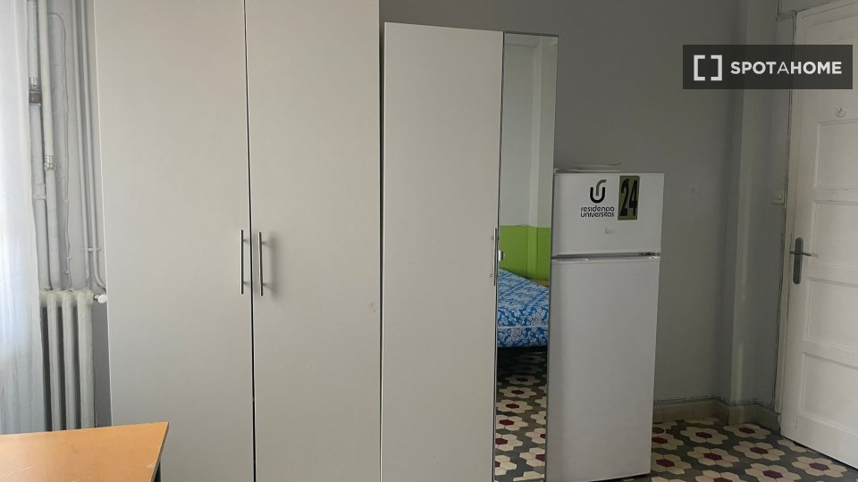 Double room Zaragoza, 20 beds — photo 14