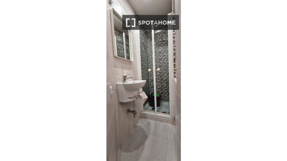 Apartment mono Madrid, 68m² — photo 2