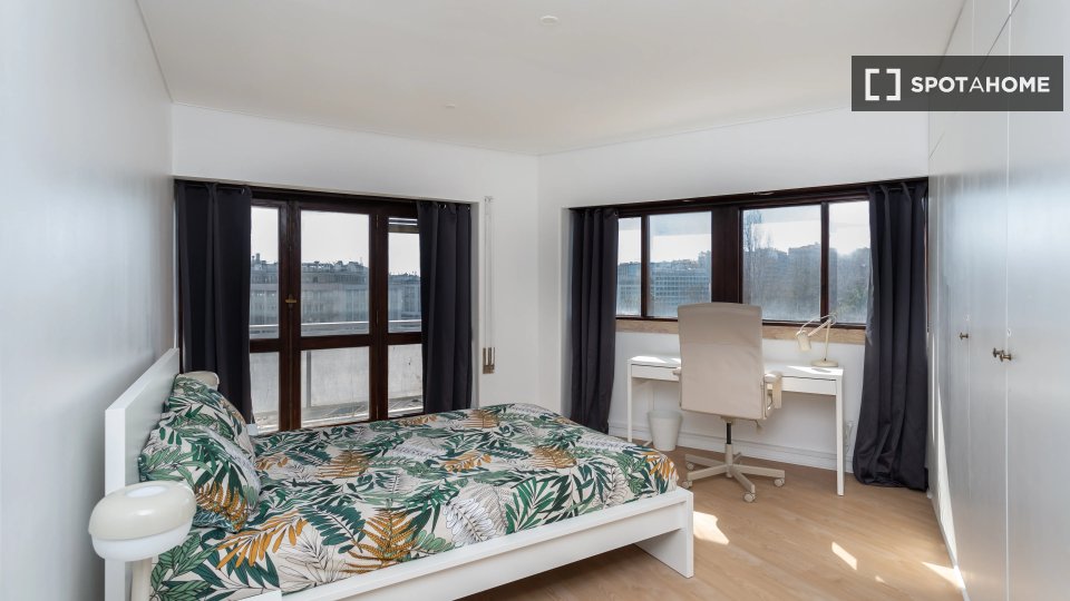 Double room Lisbon, 10 beds — photo 1