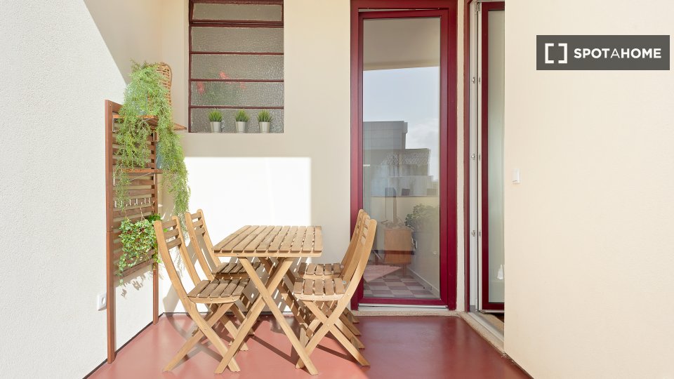 Apartment Porto, 3 beds, 40m² — photo 1