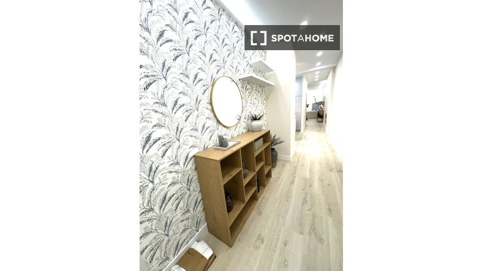 Apartment Madrid, 3 beds, 109m² — photo 2