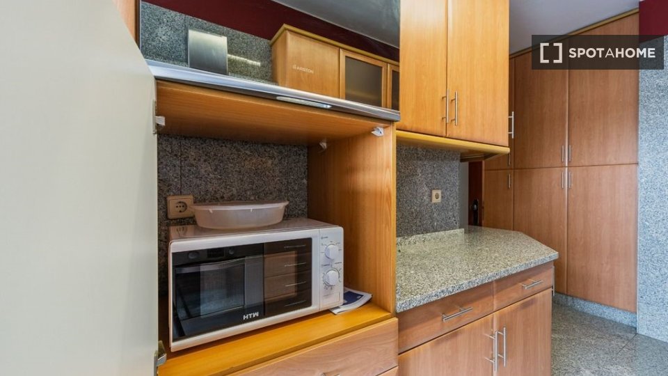 Double room Porto, 5 beds, 180m² — photo 17