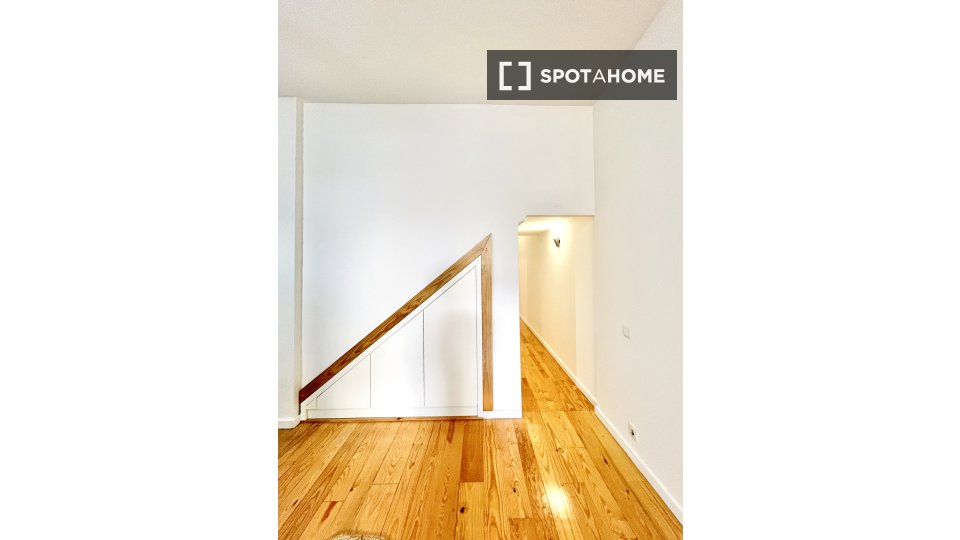 Apartment Porto, 2 beds, 74m² — photo 27