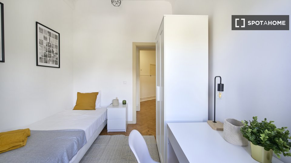 Double room Lisbon, 7 beds — photo 14