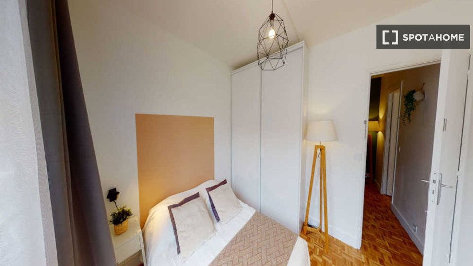 Double room Paris, 4 beds, 80m² — photo 26