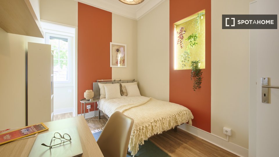Double room Lisbon, 7 beds — photo 14