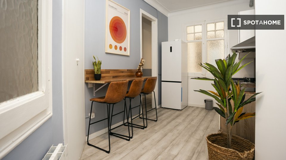 Double room Barcelona, 6 beds, 180m² — photo 7