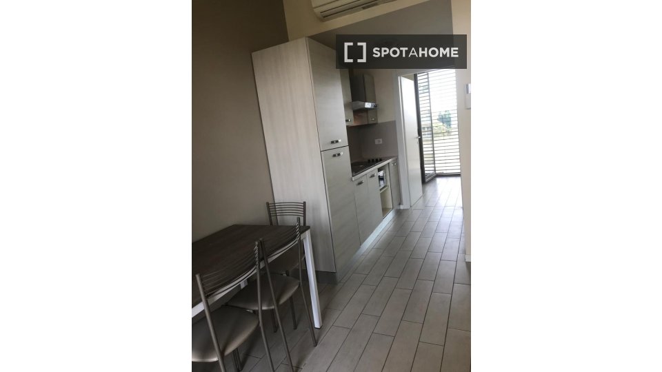 Double room Milan, 1 bed, 60m² — photo 5