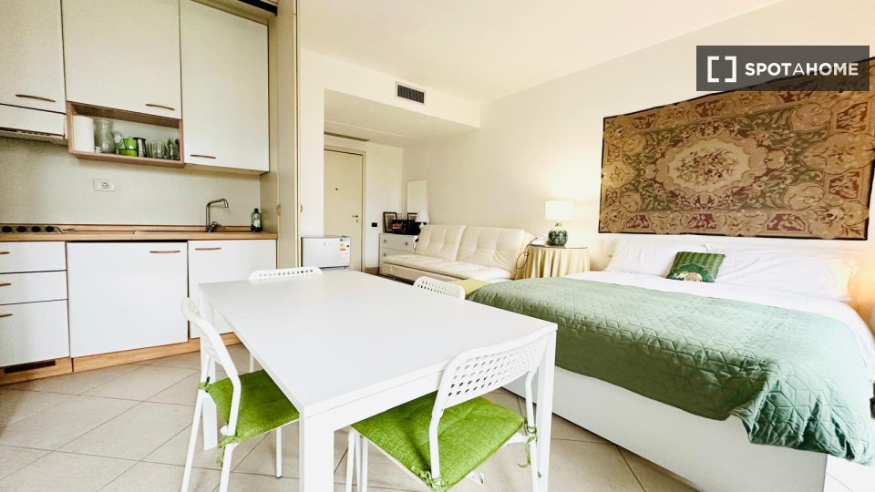 Apartment mono Rome — photo 1