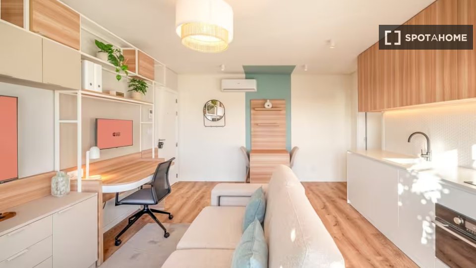 Apartment Lisbon, 1 bed — photo 11