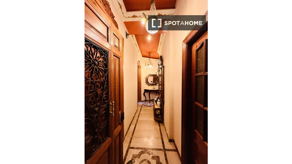 Double room Granada, 1 bed — photo 8