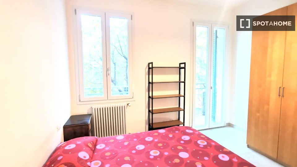 Double room Bologna, 3 beds, 94m² — photo 58