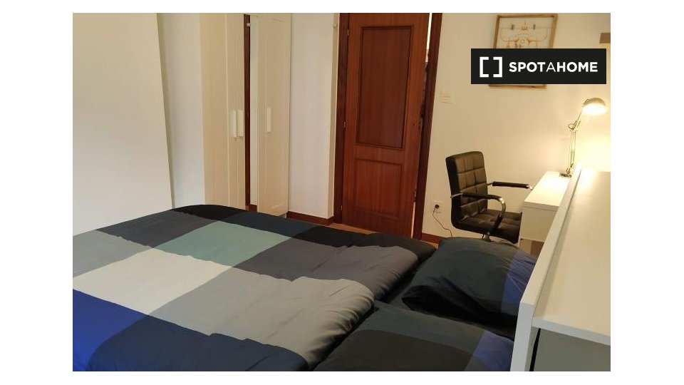 Apartment Bilbao, 4 beds — photo 16