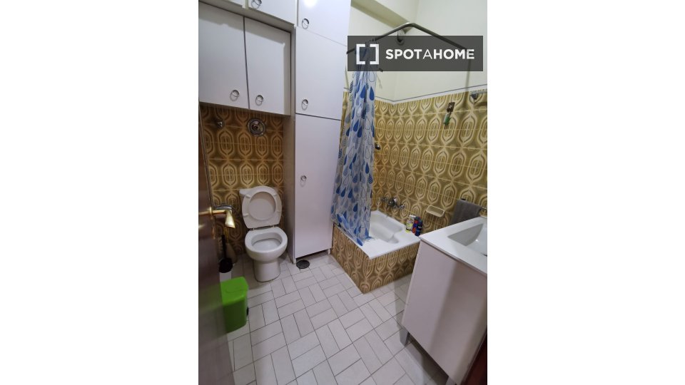 Double room Porto, 5 beds, 150m² — photo 1