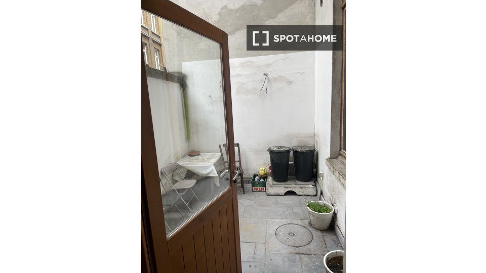 Double room Brussels, 2 beds — photo 2