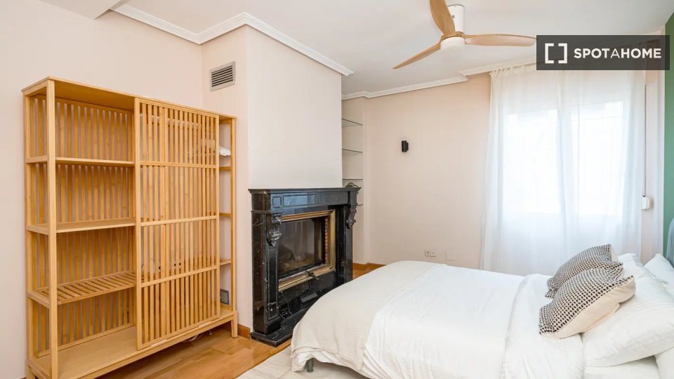 Double room Madrid, 10 beds — photo 5