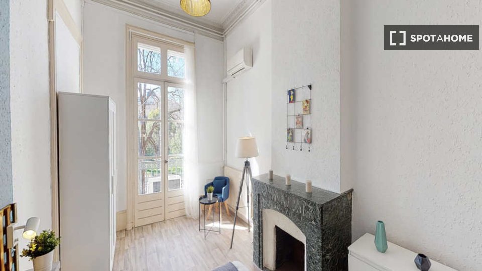 Double room Montpellier, 6 beds, 200m² — photo 22