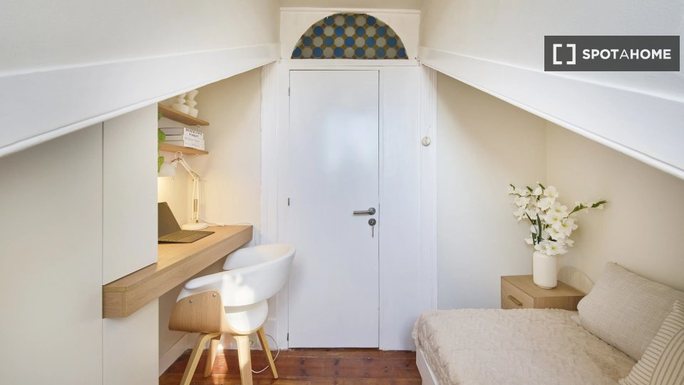 Double room Lisbon, 7 beds — photo 6