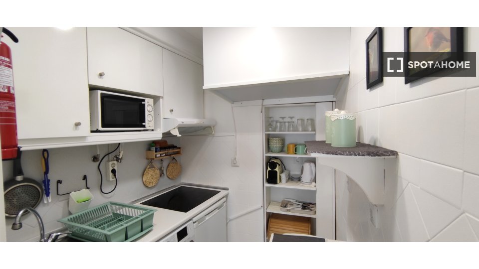 Apartment mono Lisbon, 20m² — photo 18