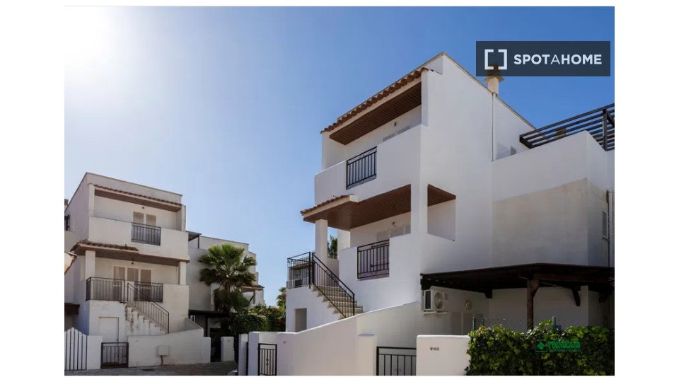 Apartment Almeria, 2 beds — photo 5
