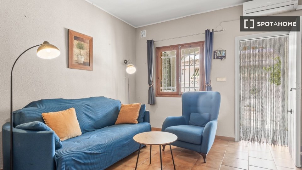 Apartment Alicante, 2 beds, 70m² — photo 9