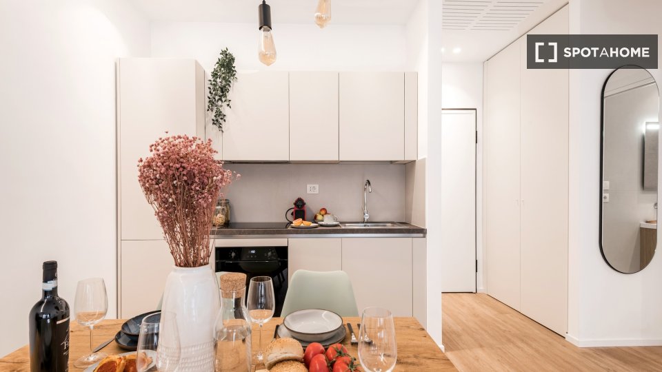 Apartment Rome, 1 bed — photo 9