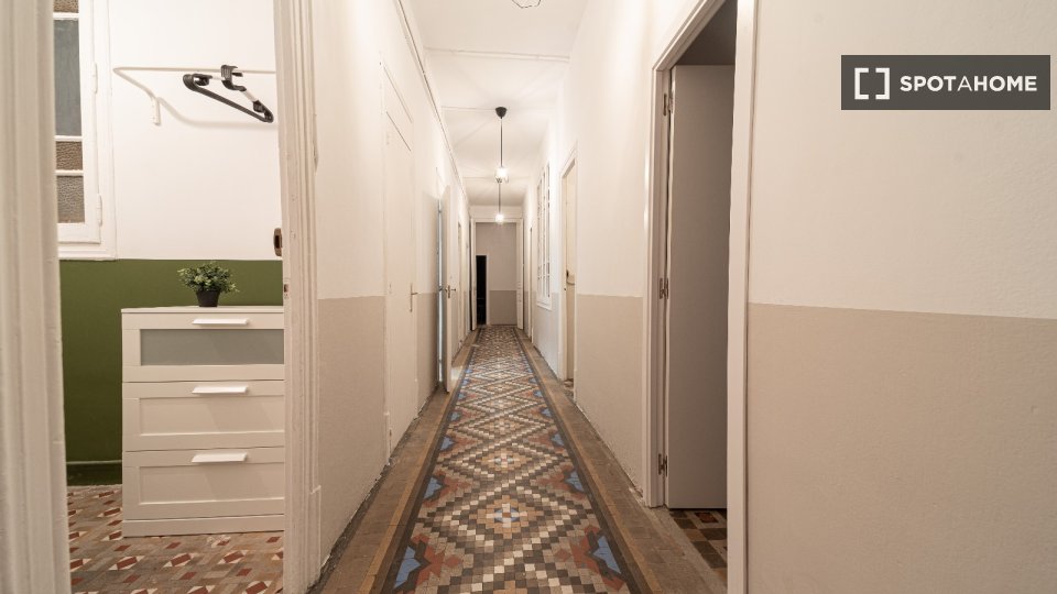 Double room Barcelona, 10 beds, 180m² — photo 6