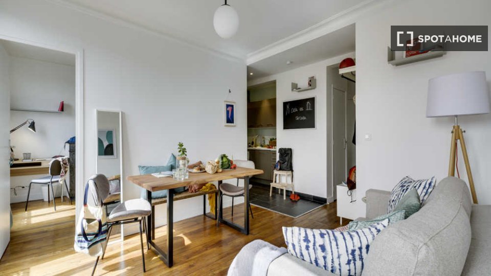 Double room Paris, 11 beds, 190m² — photo 17