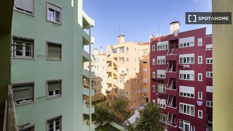Double room Lisbon, 7 beds — photo 16